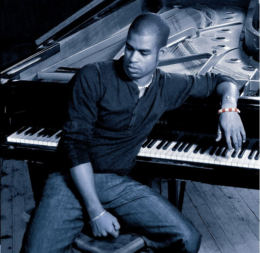 好爽要高潮了成人MV
